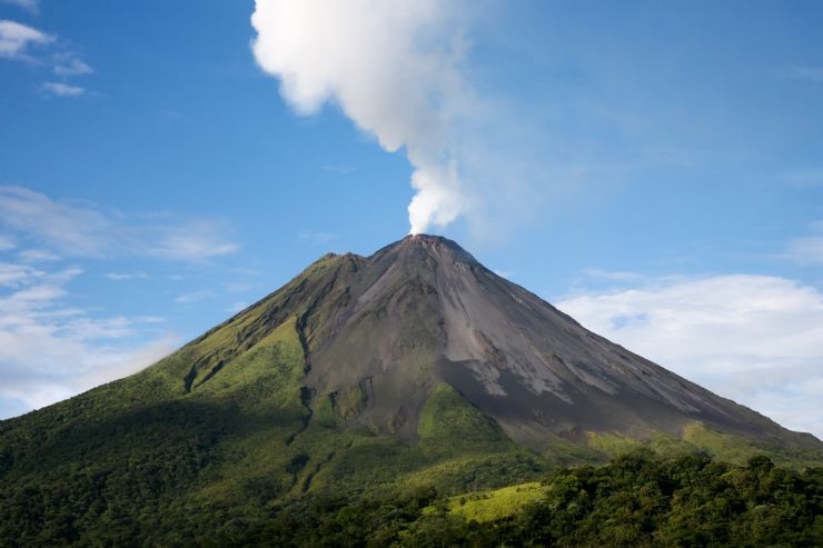 volcano-arenal-costa-rica