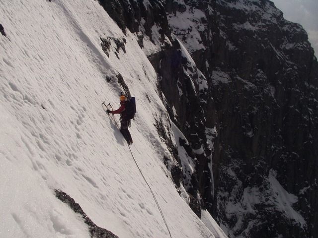 Escalador-en-Monte-Eiger