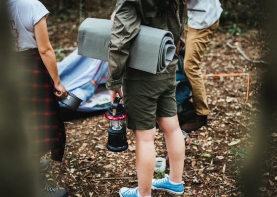 Las 7 Mejores Linternas de Camping (Comparativa completa)
