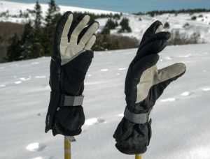 Guantes-de-material-sintético