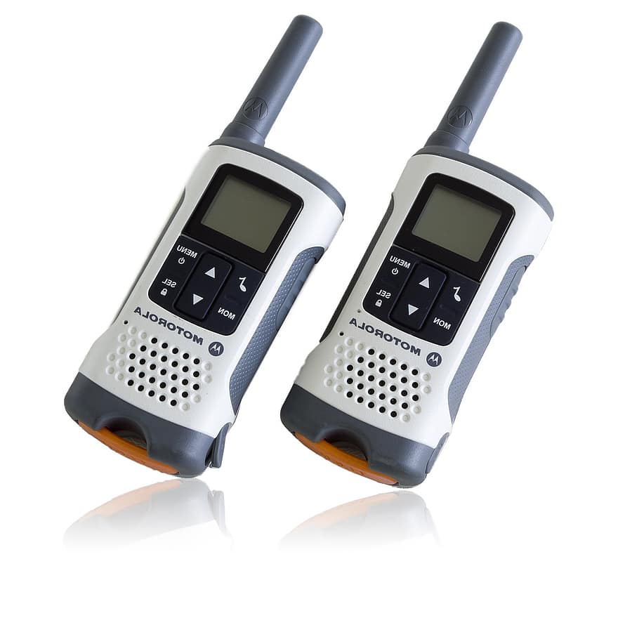 dos walkie talkies