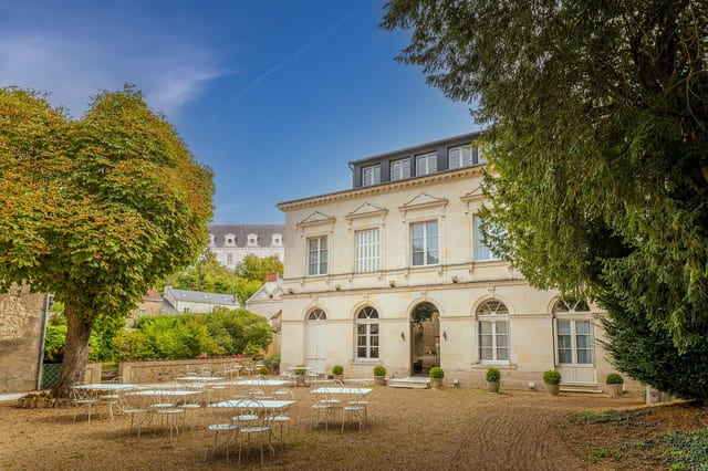 Hotel-Le-Grand-Monarque