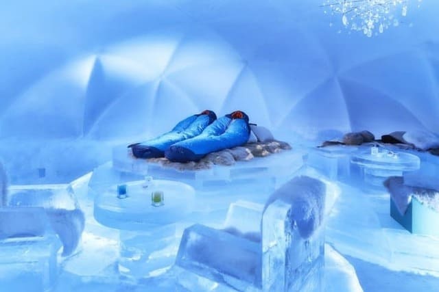 Ice-Hotel-Japon