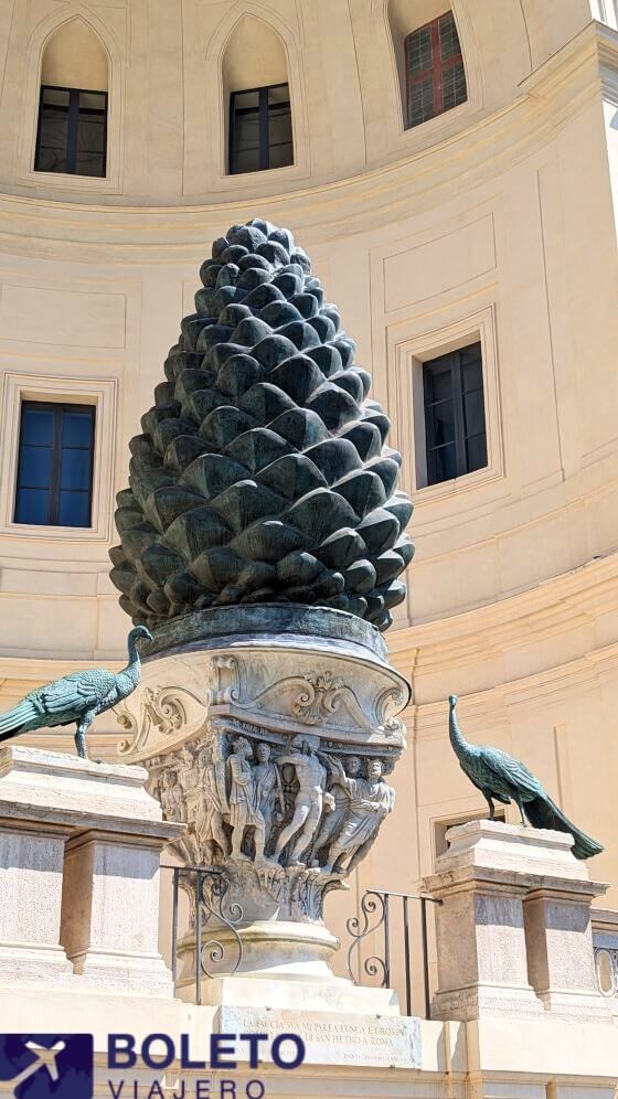 Fontana della Pigna